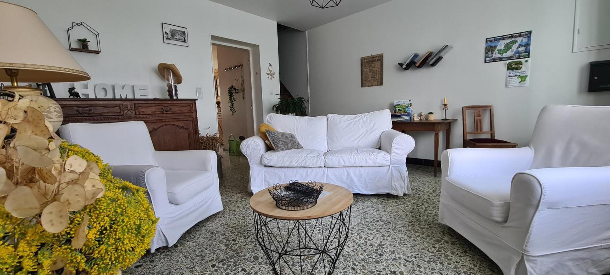 Ancienne Fermette Le Charlemont Givet Holiday home Foisches