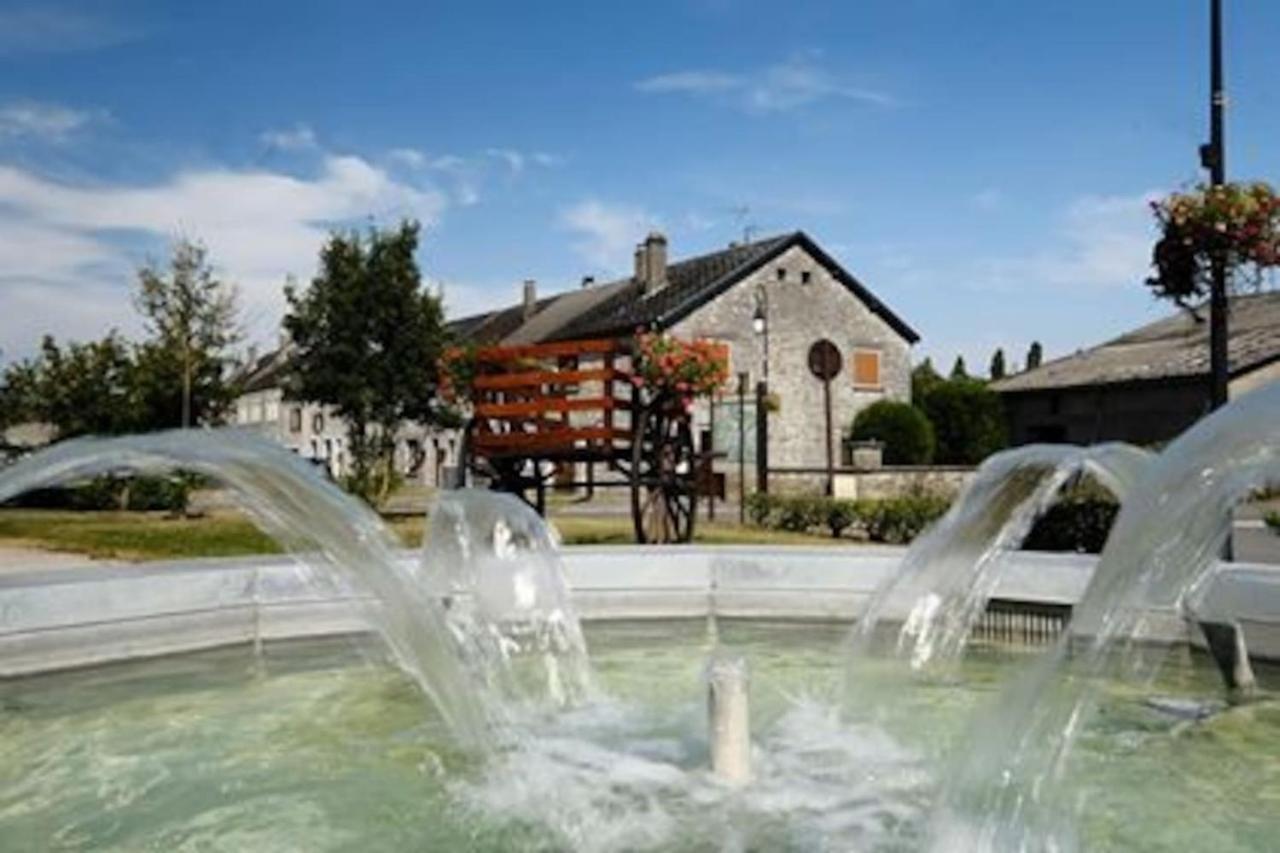 Ancienne Fermette Le Charlemont Givet Holiday home Foisches